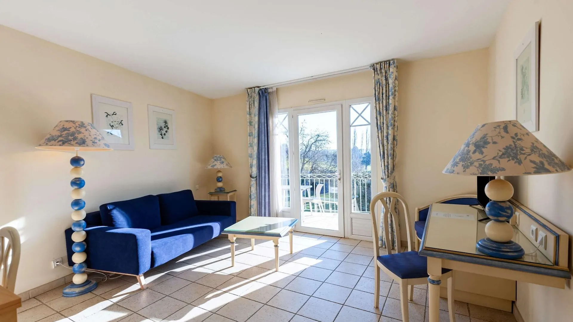 *** Apartahotel Residhotel Golf Grand Avignon Vedène Francia